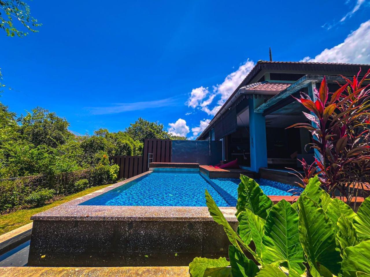 Royale Riviera Resort Private Pool Villas Pantai Cenang  Kültér fotó