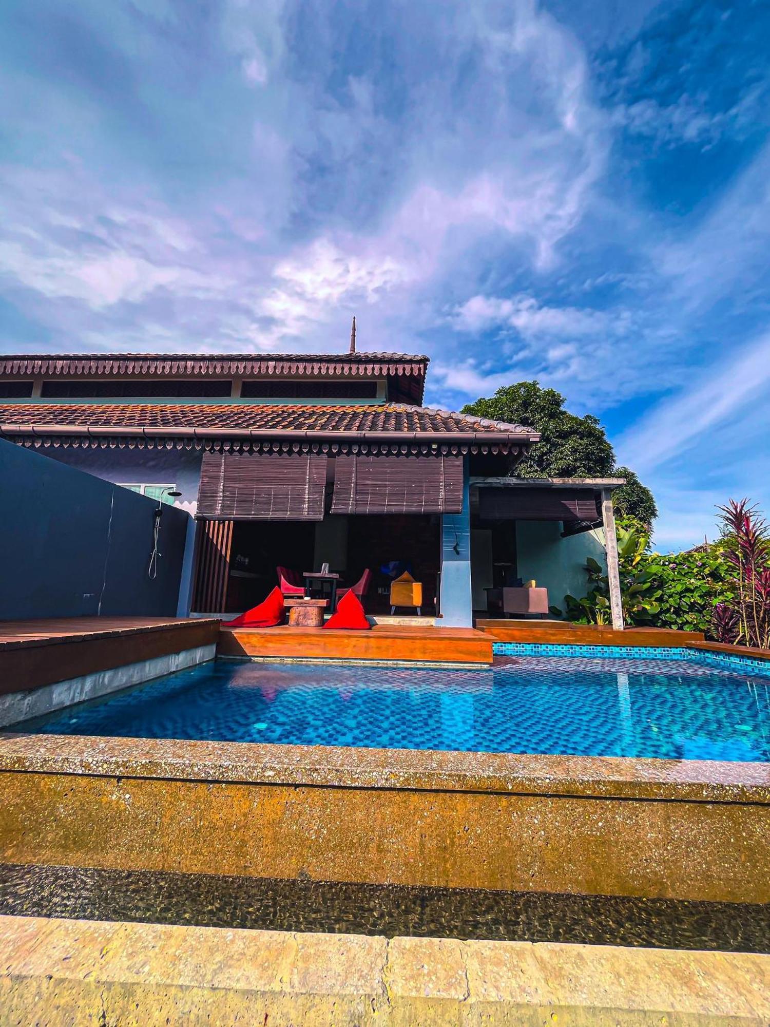 Royale Riviera Resort Private Pool Villas Pantai Cenang  Kültér fotó